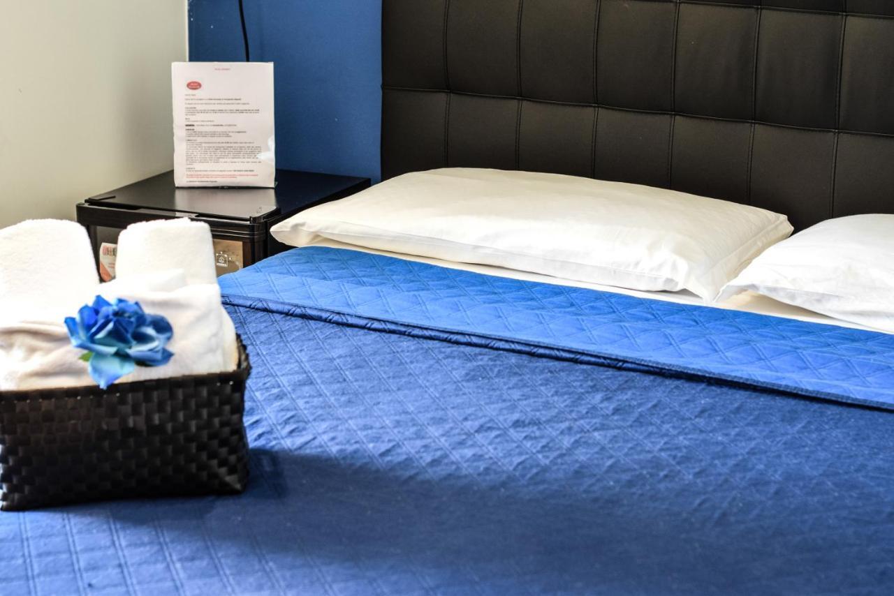 Hotel Kennedy Neapol Zewnętrze zdjęcie